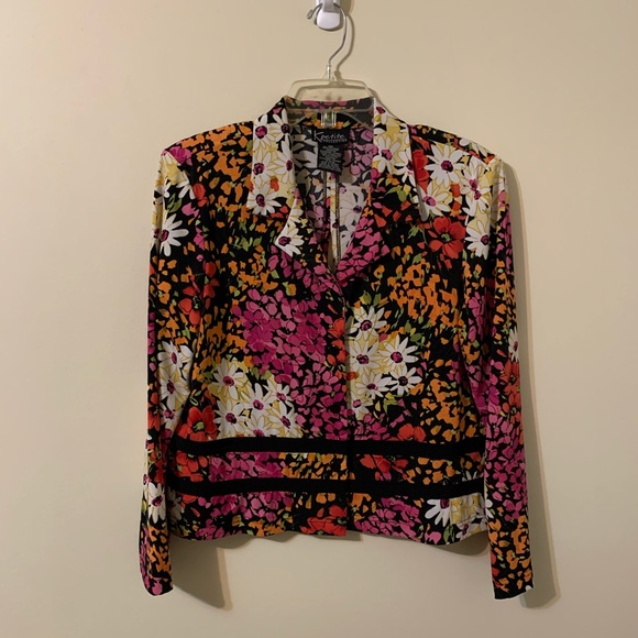 K PETITE COLLECTION, Floral, Button Up Front Closure, Blouse, petite size 16 - Picture 2 of 15